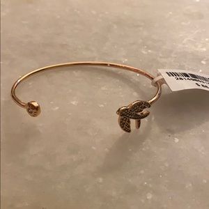 Henri Bendel Bird Wire Cuff